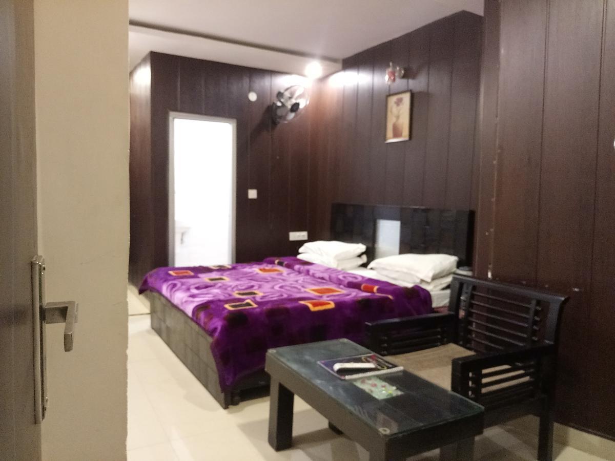 Hotel Wildrose Dalhousie Εξωτερικό φωτογραφία